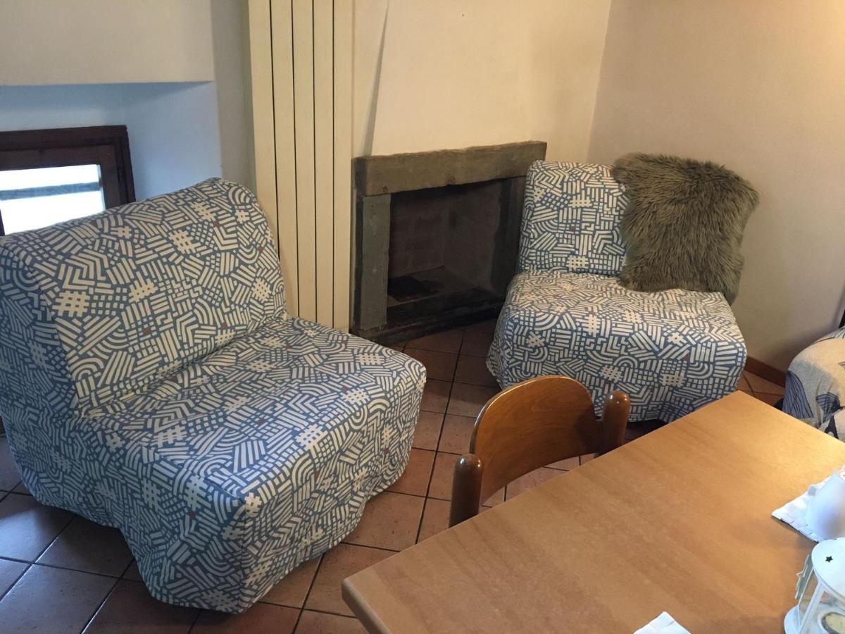 La Casa Rustica Di Ale E Becky Apartment Bergamo Bagian luar foto