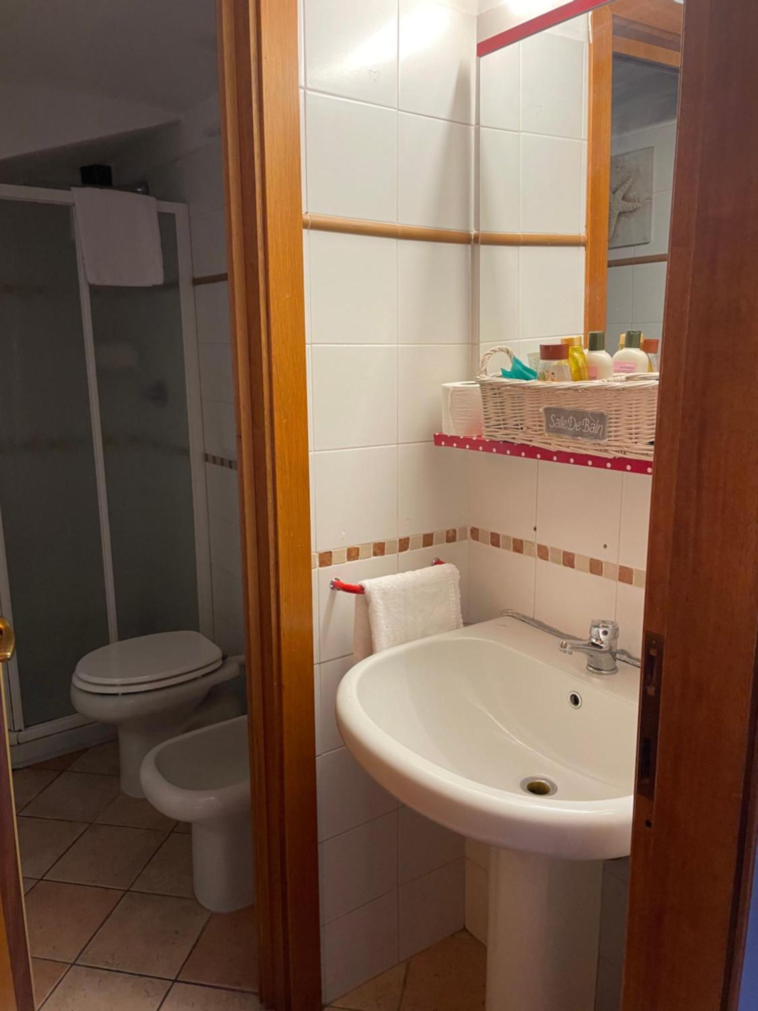 La Casa Rustica Di Ale E Becky Apartment Bergamo Bagian luar foto